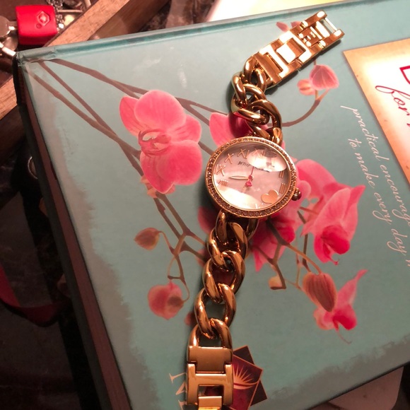 Betsey Johnson Accessories - Beautiful watch gold tone